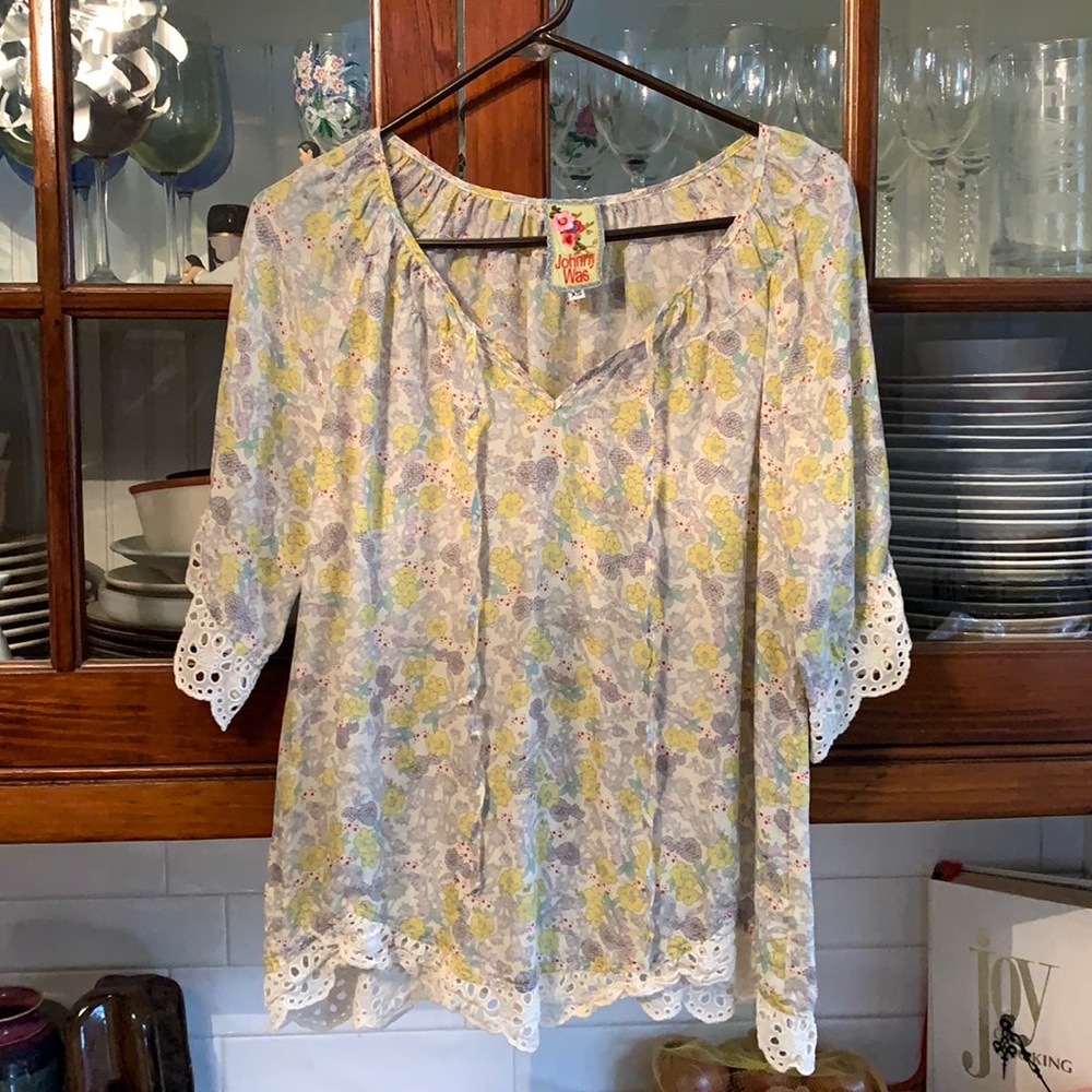 Johnny was 100 percent‎ silk top. Never worn. Retail 325